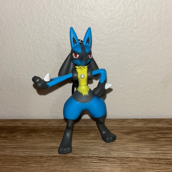 Pokemon Other - S.H.Figuarts Lucario keychain